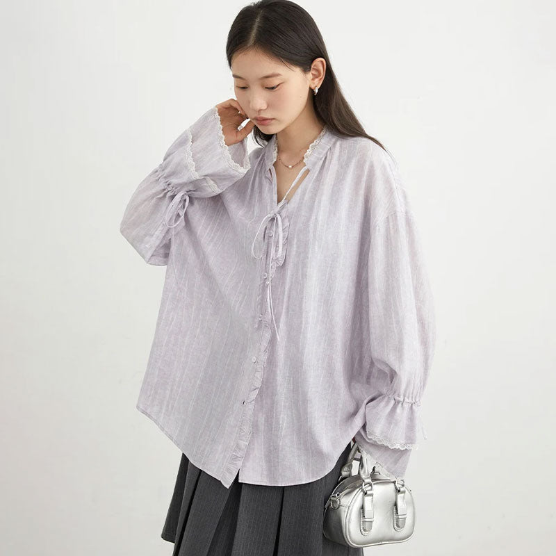 Lockere Bluse mit Stehkragen