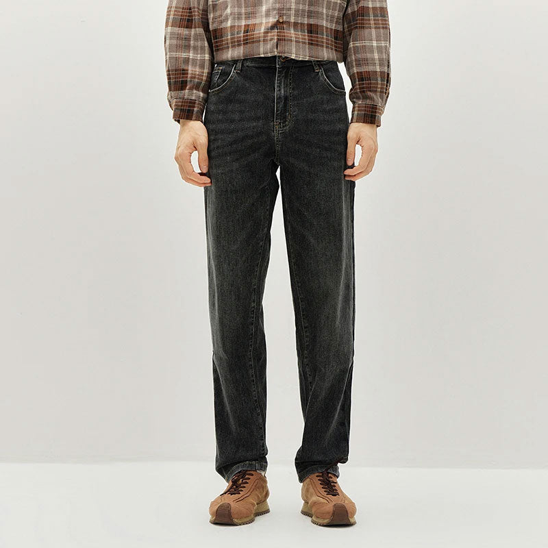 Stretchjeans mit schmal zulaufender Passform