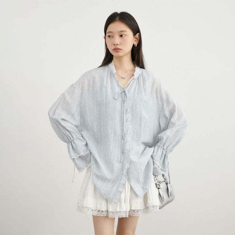 Lockere Bluse mit Stehkragen